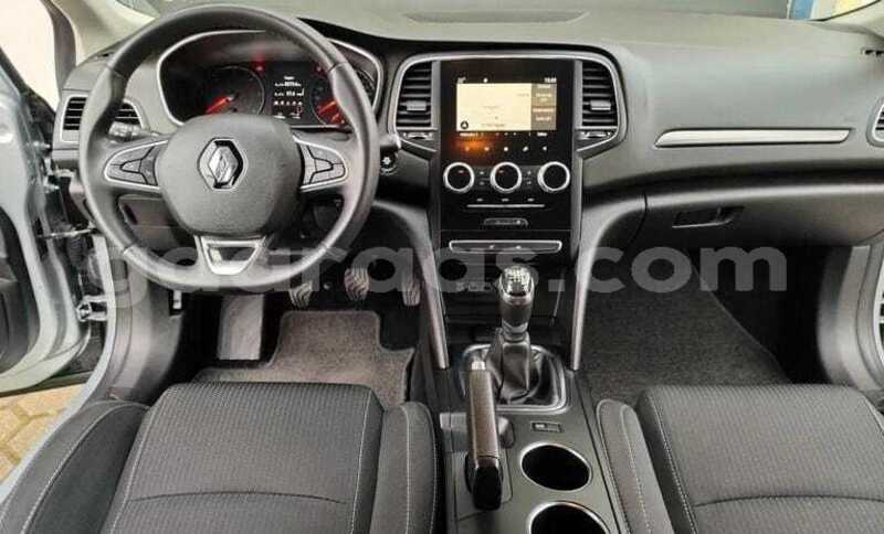 Big with watermark renault megane dakar dakar 34581