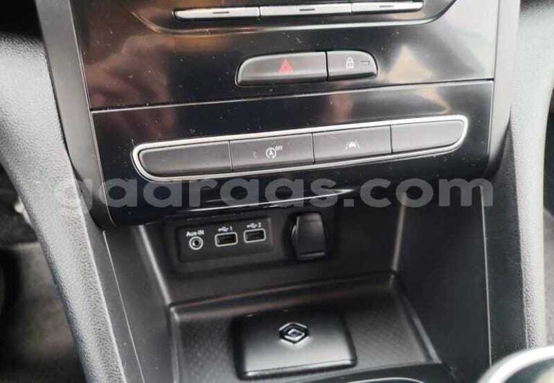 Big with watermark renault megane dakar dakar 34581