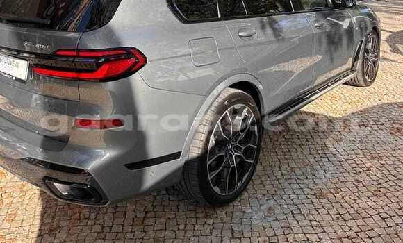 Dieundeu Occasion BMW X7 Silver Auto in Dakar in Dakar Dieundeu Occasion BMW X7 Silver Auto in Dakar in Dakar
