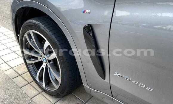 Dieundeu Occasion BMW X6 Silver Auto in Dakar in Dakar Dieundeu Occasion BMW X6 Silver Auto in Dakar in Dakar