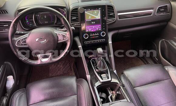 Acheter Import Voiture Renault Koleos Blanc à Dakar, Dakar Acheter Import Voiture Renault Koleos Blanc à Dakar, Dakar