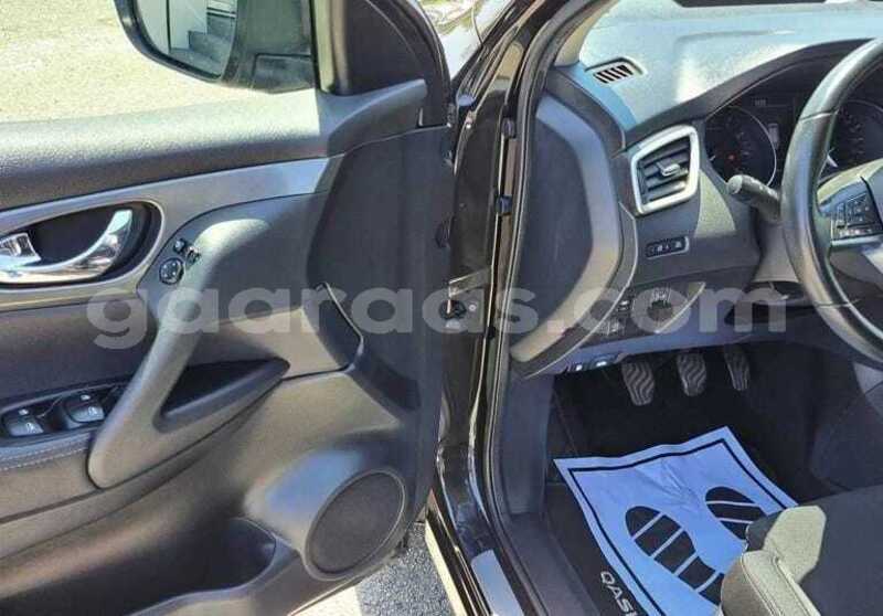 Big with watermark nissan qashqai dakar dakar 34615