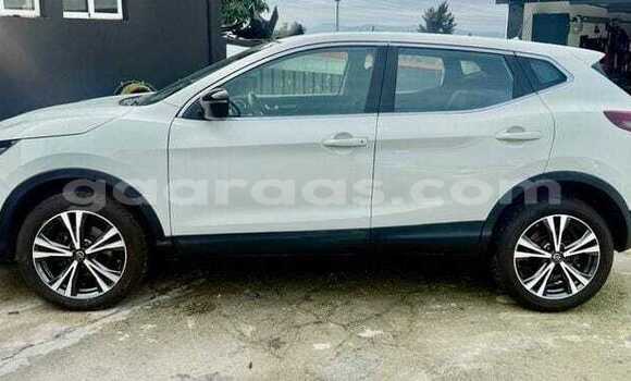 Acheter Occasion Voiture Nissan Qashqai Blanc à Dakar, Dakar Acheter Occasion Voiture Nissan Qashqai Blanc à Dakar, Dakar