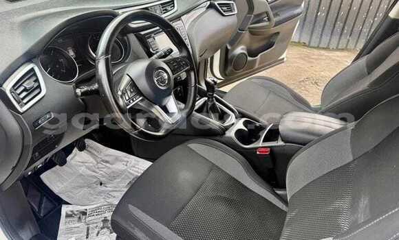Acheter Occasion Voiture Nissan Qashqai Blanc à Dakar, Dakar Acheter Occasion Voiture Nissan Qashqai Blanc à Dakar, Dakar