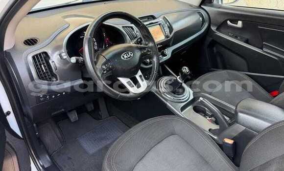 Acheter Occasion Voiture Kia Sportage Blanc à Dagana, Saint-Louis Acheter Occasion Voiture Kia Sportage Blanc à Dagana, Saint-Louis
