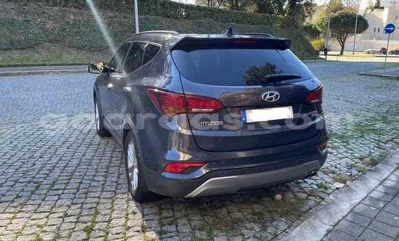 Acheter Occasion Voiture Hyundai Santa Fe Noir à Dakar, Dakar Acheter Occasion Voiture Hyundai Santa Fe Noir à Dakar, Dakar