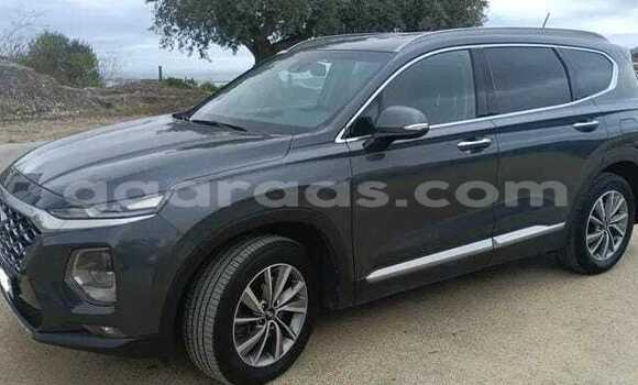 Acheter Occasion Voiture Hyundai Santa Fe Noir à Dakar, Dakar Acheter Occasion Voiture Hyundai Santa Fe Noir à Dakar, Dakar