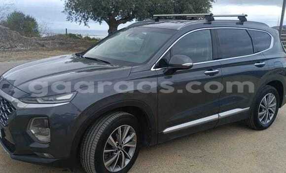 Acheter Occasion Voiture Hyundai Santa Fe Noir à Dakar, Dakar Acheter Occasion Voiture Hyundai Santa Fe Noir à Dakar, Dakar