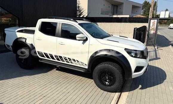Acheter Occasion Voiture Nissan Navara Blanc à Dakar, Dakar Acheter Occasion Voiture Nissan Navara Blanc à Dakar, Dakar