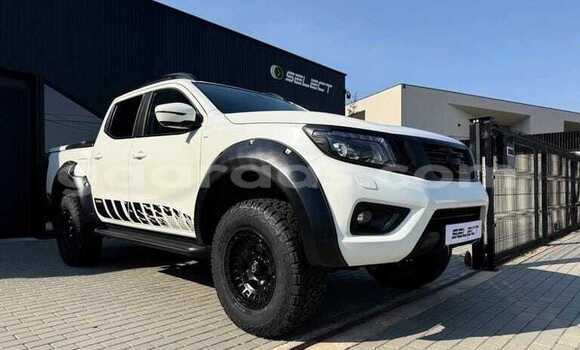 Acheter Occasion Voiture Nissan Navara Blanc à Dakar, Dakar Acheter Occasion Voiture Nissan Navara Blanc à Dakar, Dakar