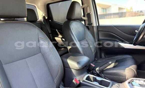 Acheter Occasion Voiture Nissan Navara Blanc à Dakar, Dakar Acheter Occasion Voiture Nissan Navara Blanc à Dakar, Dakar