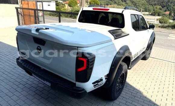 Acheter Occasion Voiture Nissan Navara Blanc à Dakar, Dakar Acheter Occasion Voiture Nissan Navara Blanc à Dakar, Dakar