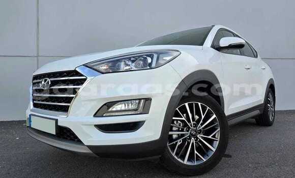 Acheter Occasion Voiture Hyundai Tucson Blanc à Dakar, Dakar Acheter Occasion Voiture Hyundai Tucson Blanc à Dakar, Dakar