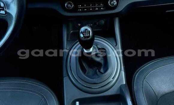 Acheter Occasion Voiture Kia Sportage Gris à Dakar, Dakar Acheter Occasion Voiture Kia Sportage Gris à Dakar, Dakar