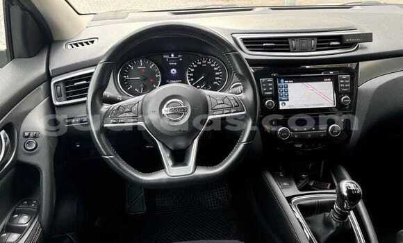 Buy Used Nissan Qashqai Brun Car in Dakar in Dakar Buy Used Nissan Qashqai Brun Car in Dakar in Dakar