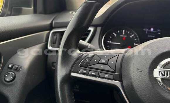 Buy Used Nissan Qashqai Brun Car in Dakar in Dakar Buy Used Nissan Qashqai Brun Car in Dakar in Dakar