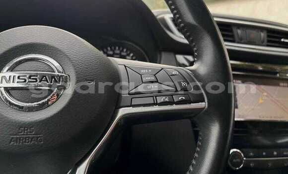 Buy Used Nissan Qashqai Brun Car in Dakar in Dakar Buy Used Nissan Qashqai Brun Car in Dakar in Dakar