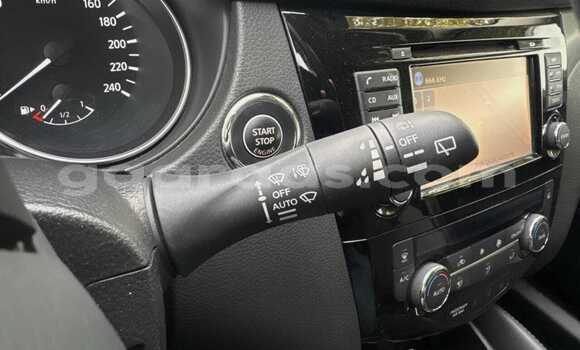 Buy Used Nissan Qashqai Brun Car in Dakar in Dakar Buy Used Nissan Qashqai Brun Car in Dakar in Dakar
