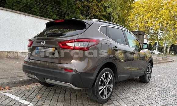 Buy Used Nissan Qashqai Brun Car in Dakar in Dakar Buy Used Nissan Qashqai Brun Car in Dakar in Dakar