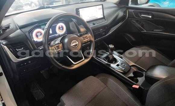 Buy Used Nissan Qashqai White Car in Dakar in Dakar Buy Used Nissan Qashqai White Car in Dakar in Dakar