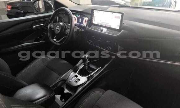 Buy Used Nissan Qashqai White Car in Dakar in Dakar Buy Used Nissan Qashqai White Car in Dakar in Dakar