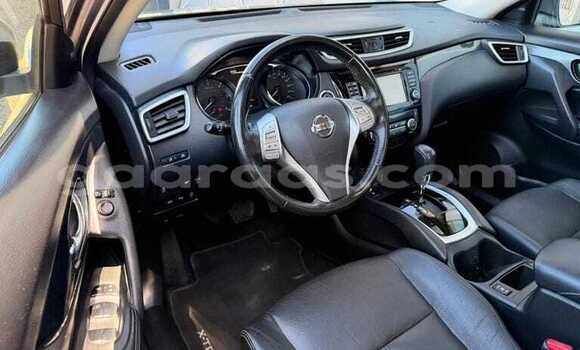 Buy Used Nissan X–Trail Silver Car in Dakar in Dakar Buy Used Nissan X–Trail Silver Car in Dakar in Dakar