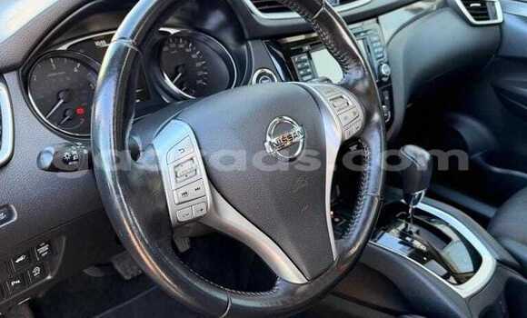 Buy Used Nissan X–Trail Silver Car in Dakar in Dakar Buy Used Nissan X–Trail Silver Car in Dakar in Dakar