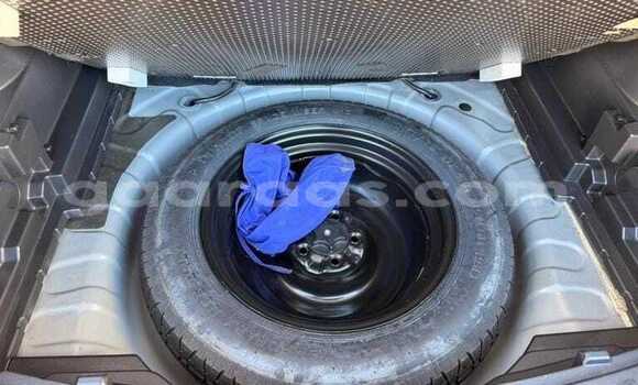 Buy Used Nissan X–Trail Silver Car in Dakar in Dakar Buy Used Nissan X–Trail Silver Car in Dakar in Dakar