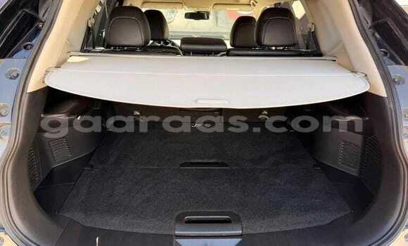Buy Used Nissan X–Trail Silver Car in Dakar in Dakar Buy Used Nissan X–Trail Silver Car in Dakar in Dakar