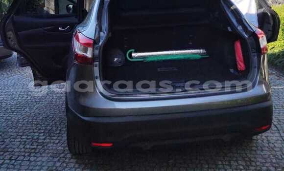 Buy Used Nissan X–Trail Silver Car in Dakar in Dakar Buy Used Nissan X–Trail Silver Car in Dakar in Dakar