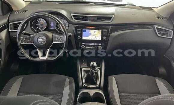 Buy Used Nissan Qashqai Black Car in Dakar in Dakar Buy Used Nissan Qashqai Black Car in Dakar in Dakar