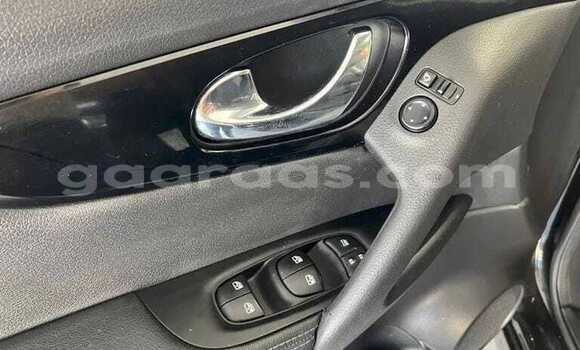 Buy Used Nissan Qashqai Black Car in Dakar in Dakar Buy Used Nissan Qashqai Black Car in Dakar in Dakar