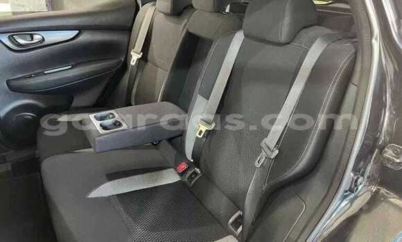 Buy Used Nissan Qashqai Black Car in Dakar in Dakar Buy Used Nissan Qashqai Black Car in Dakar in Dakar