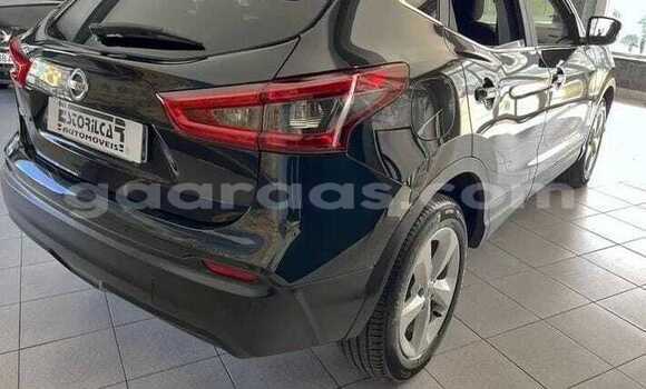 Buy Used Nissan Qashqai Black Car in Dakar in Dakar Buy Used Nissan Qashqai Black Car in Dakar in Dakar