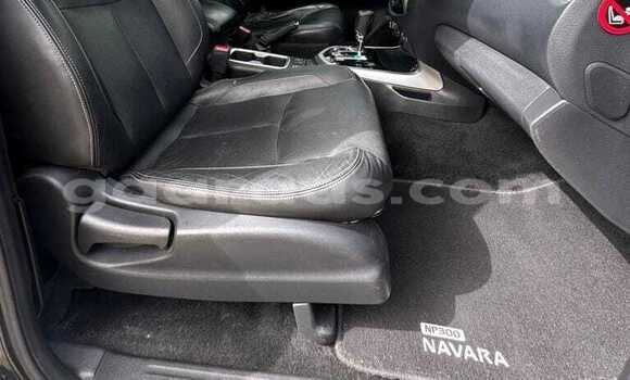 Acheter Occasion Voiture Nissan Navara Noir à Dakar, Dakar Acheter Occasion Voiture Nissan Navara Noir à Dakar, Dakar