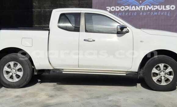 Acheter Occasion Voiture Nissan Navara Blanc à Dakar, Dakar Acheter Occasion Voiture Nissan Navara Blanc à Dakar, Dakar