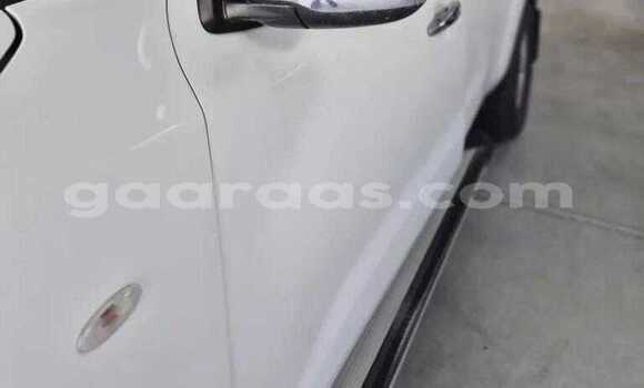 Acheter Occasion Voiture Nissan Navara Blanc à Dakar, Dakar Acheter Occasion Voiture Nissan Navara Blanc à Dakar, Dakar