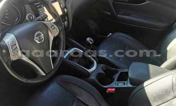 Buy Used Nissan Qashqai Silver Car in Dakar in Dakar Buy Used Nissan Qashqai Silver Car in Dakar in Dakar