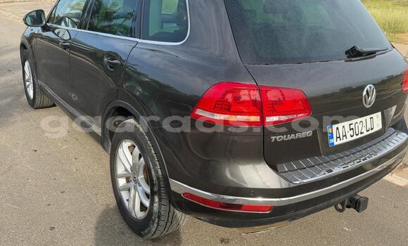 Acheter Occasion Voiture Volkswagen Touareg Brown à Mbour, Thies Acheter Occasion Voiture Volkswagen Touareg Brown à Mbour, Thies