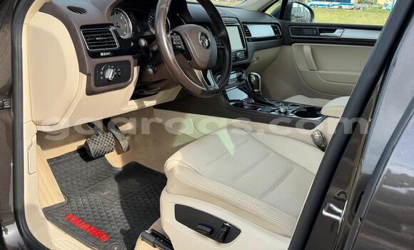 Acheter Occasion Voiture Volkswagen Touareg Brown à Mbour, Thies Acheter Occasion Voiture Volkswagen Touareg Brown à Mbour, Thies