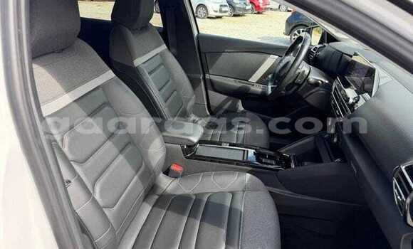 Buy Used Citroen C4 White Car in Dahra in Louga Buy Used Citroen C4 White Car in Dahra in Louga