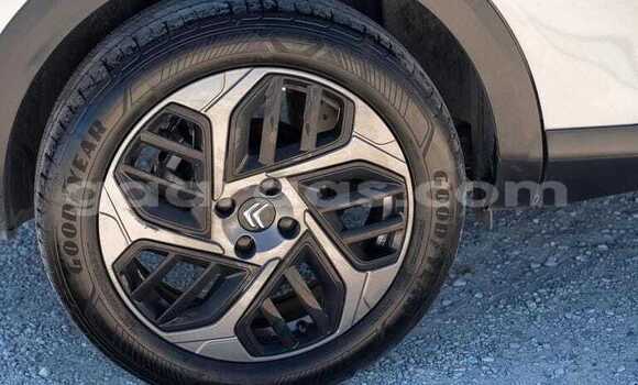 Buy Used Citroen C4 Silver Car in Dakar in Dakar Buy Used Citroen C4 Silver Car in Dakar in Dakar