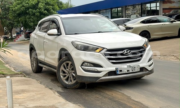 Acheter Occasion Voiture Hyundai Tucson Blanc à Dakar, Dakar Acheter Occasion Voiture Hyundai Tucson Blanc à Dakar, Dakar