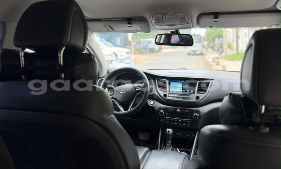 Acheter Occasion Voiture Hyundai Tucson Blanc à Dakar, Dakar Acheter Occasion Voiture Hyundai Tucson Blanc à Dakar, Dakar