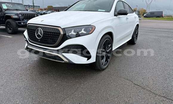 Buy Used Mercedes-Benz GLC 250D Blanc Car in Dakar in Dakar Buy Used Mercedes-Benz GLC 250D Blanc Car in Dakar in Dakar