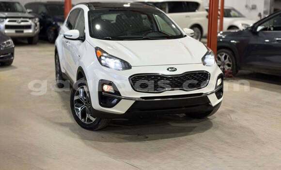 Buy Used Kia Sportage White Car in Dakar in Dakar Buy Used Kia Sportage White Car in Dakar in Dakar