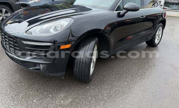 Buy Used Porsche Macan Black Car in Dakar in Dakar Buy Used Porsche Macan Black Car in Dakar in Dakar
