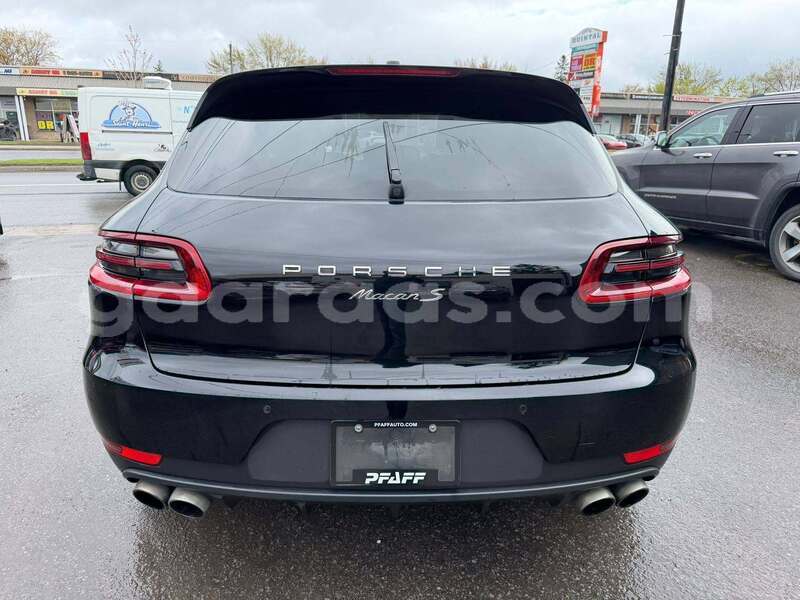 Big with watermark porsche macan dakar dakar 34757