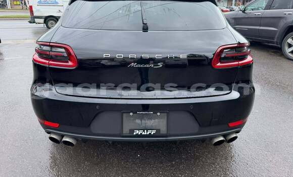 Buy Used Porsche Macan Black Car in Dakar in Dakar Buy Used Porsche Macan Black Car in Dakar in Dakar
