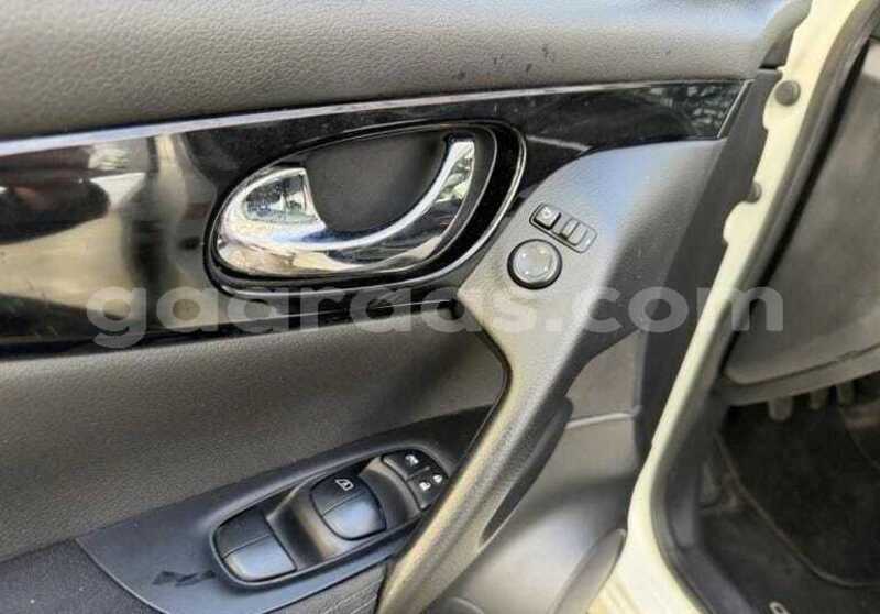 Big with watermark nissan qashqai dakar dakar 34775